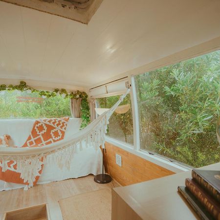 The Amazing Inacio Bus Converted Home Sintra Exterior photo